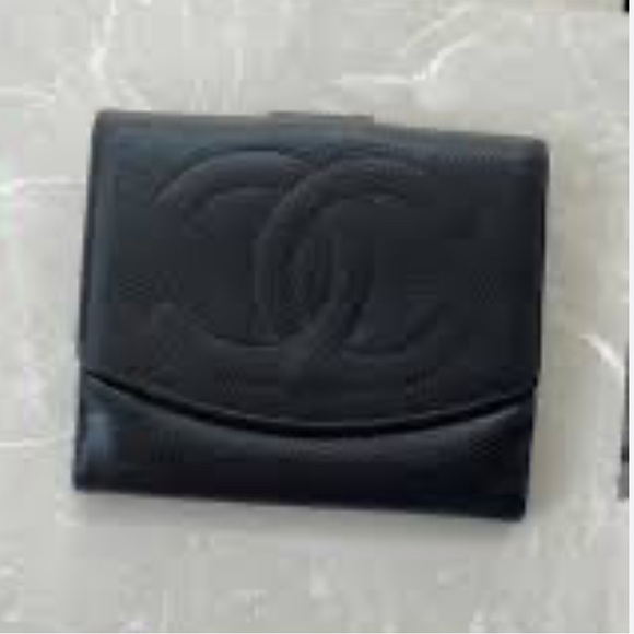 CHANEL Handbags - CHANEL Caviar CC Pebbled Leather Compact Foldover Wallet Black